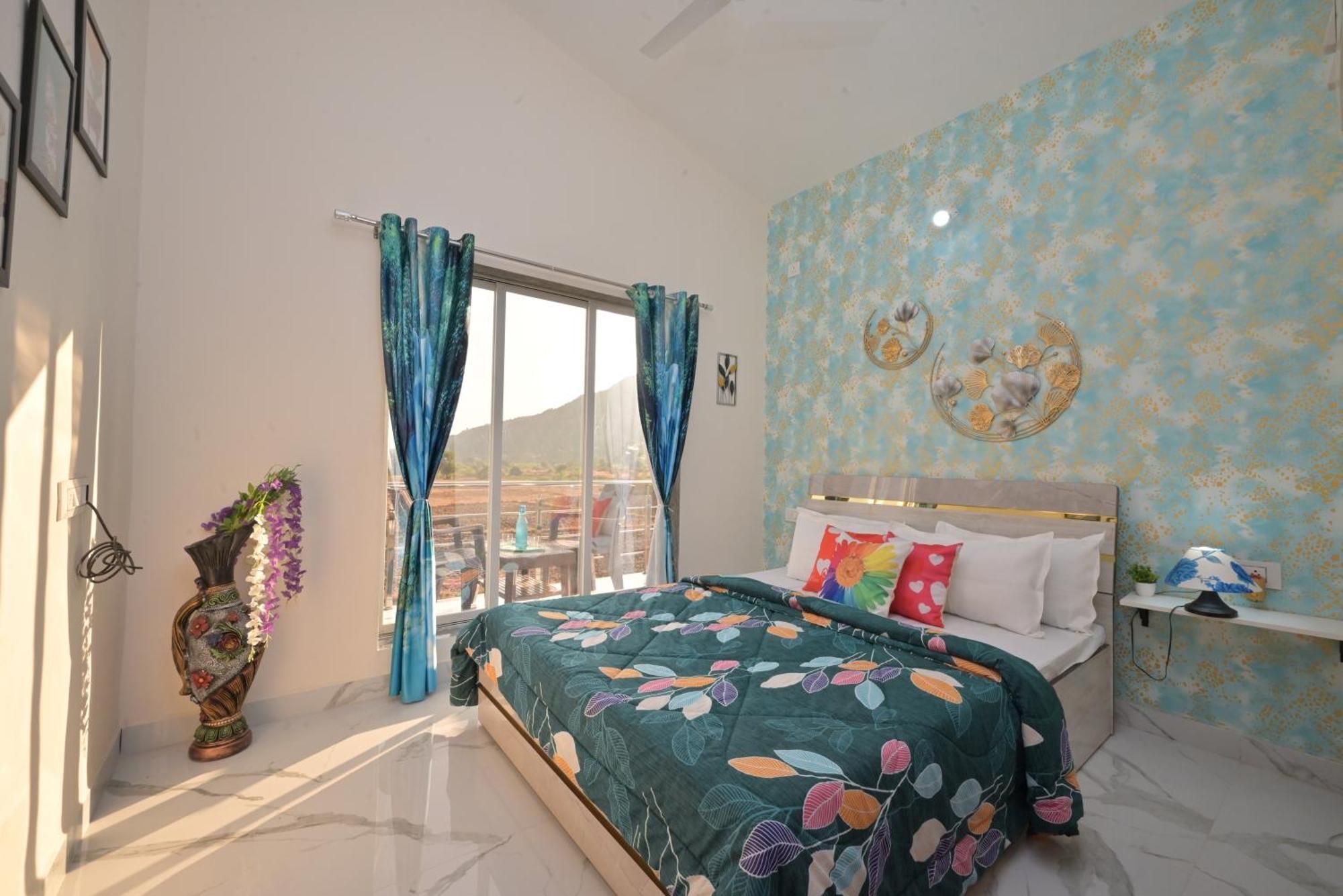 Empyrean Stay II Mirage Villa II Ac II 4Bhk II Largest Pool In Lonavala Li Exterior photo